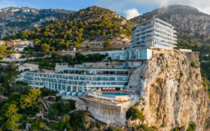 10 best luxury hotel in france